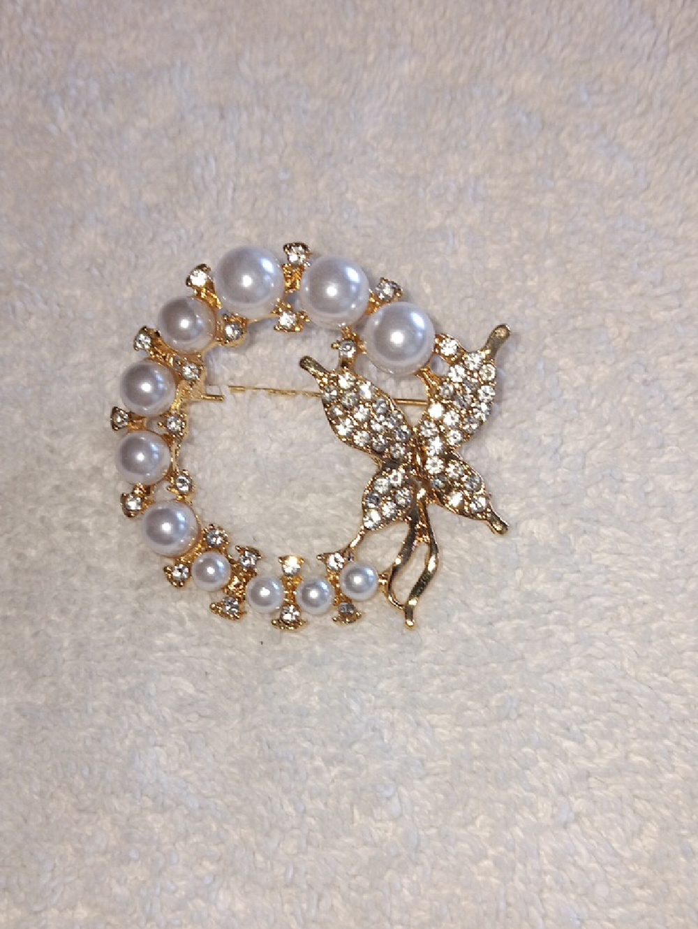 Sweet Butterfly and Pearl Brooch/Pin